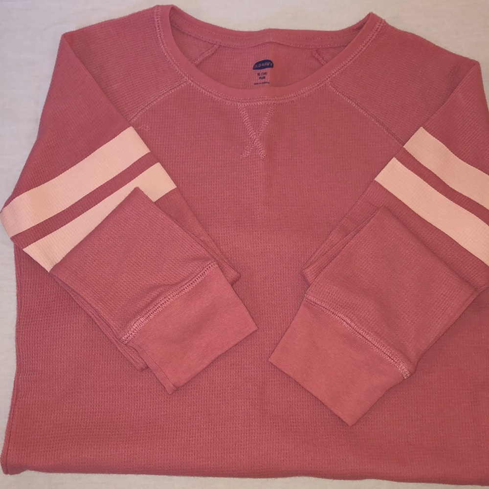 Never WORN!!Old navy long sleeve thermal